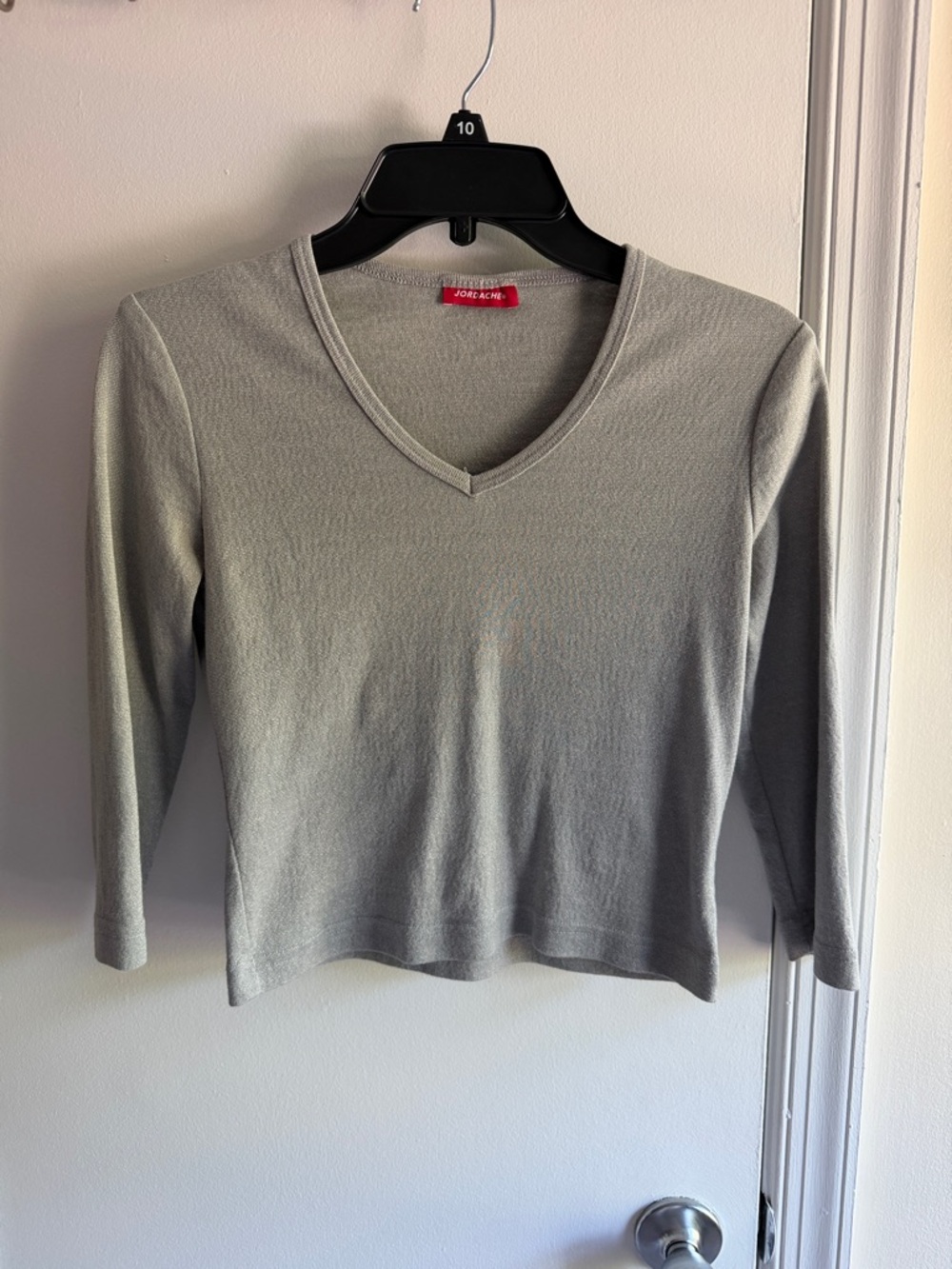 Jordache Women's Light Gray V-Neck Long Sleeve Top